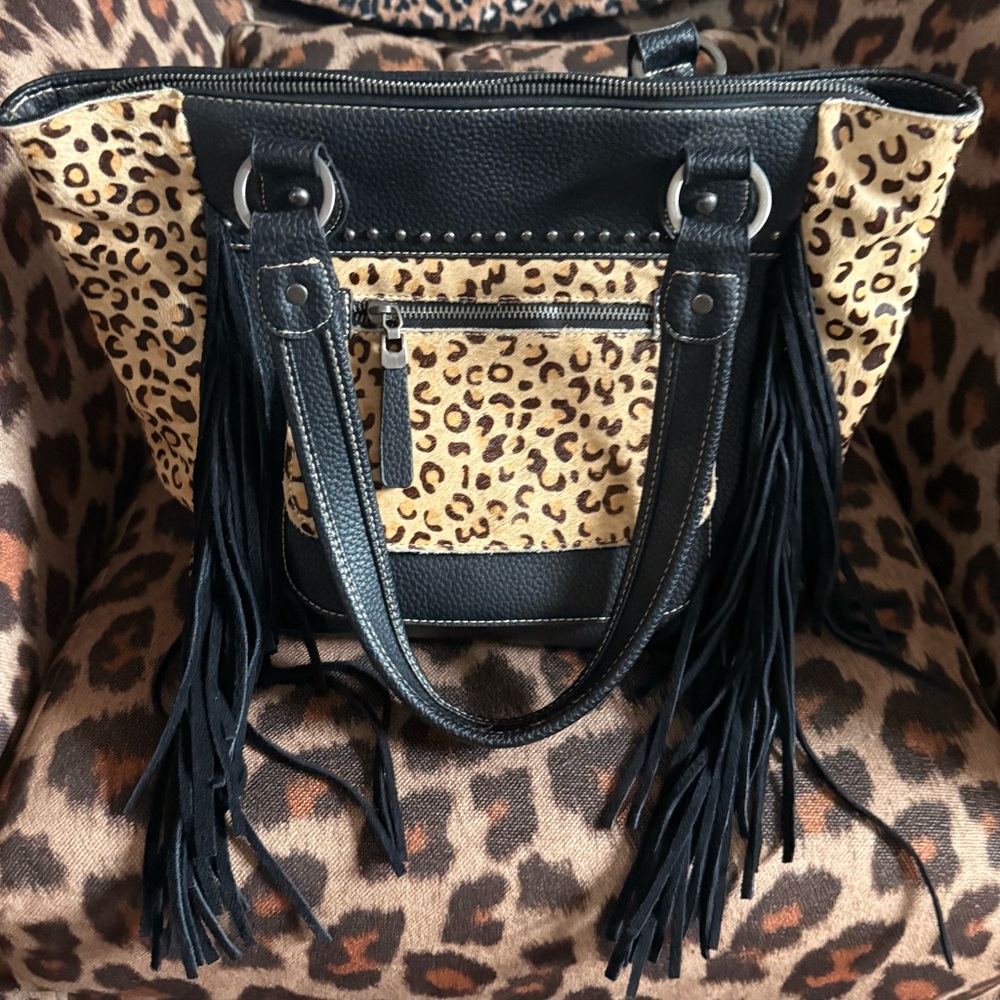 Black & Leopard Fringe Shoulder Bag - Fashionable Women's Tote